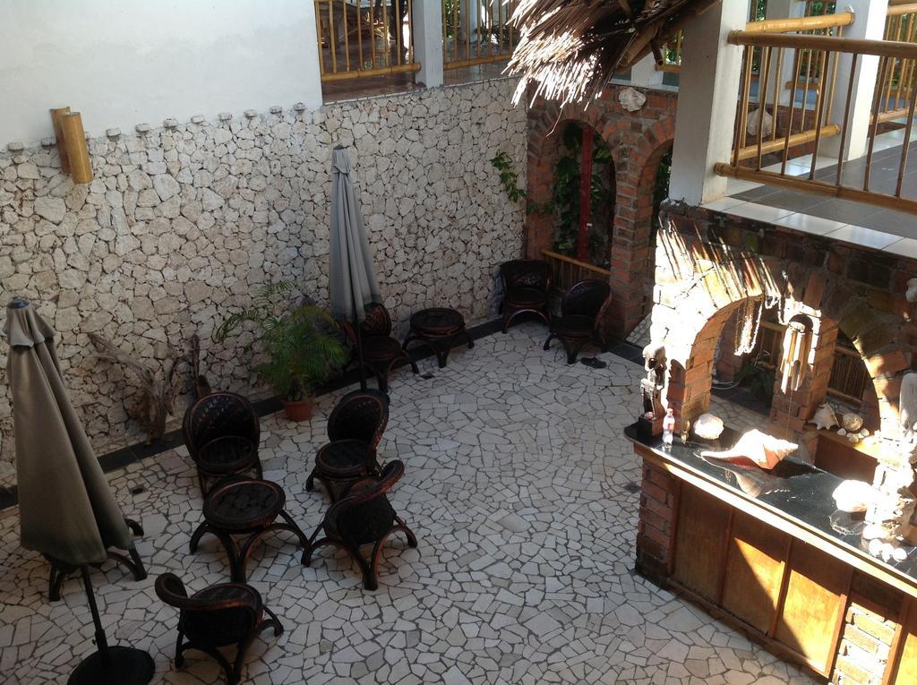 Mangga Lodge Бира Екстериор снимка