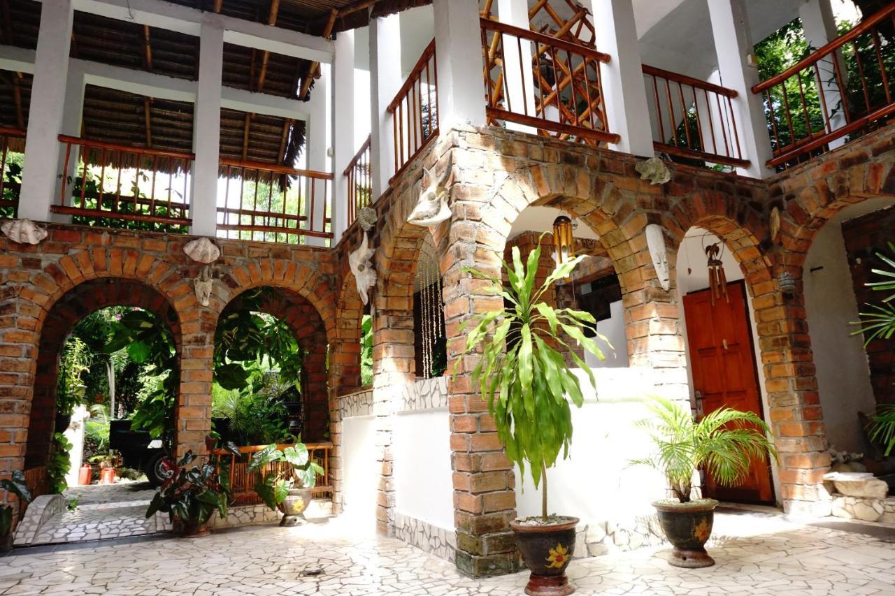 Mangga Lodge Бира Екстериор снимка