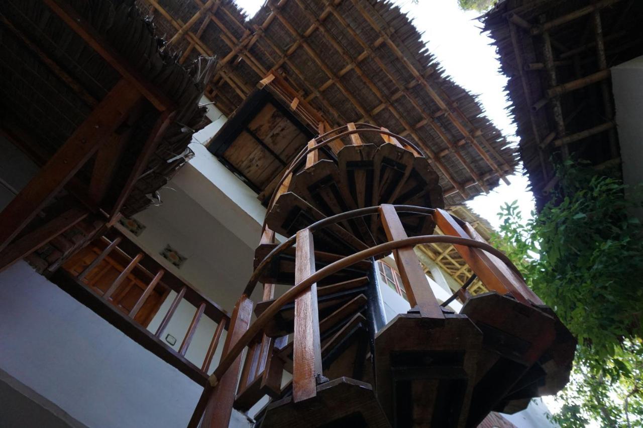 Mangga Lodge Бира Екстериор снимка